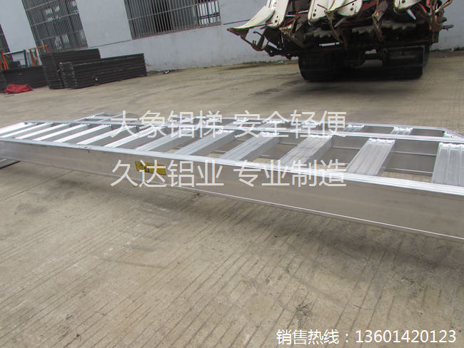 广州选用合适的铝合金梯子，应该注意那些？